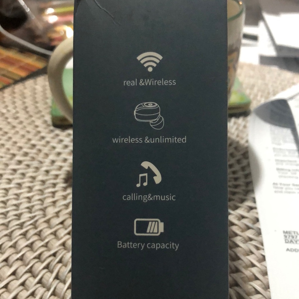 TRUE WIRELESS HEADSET RECHARGEABLE